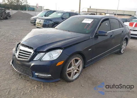 2012 Mercedes-Benz E 350 z USA, uszkodzony, nr VIN WDDHF5KB5CA598202